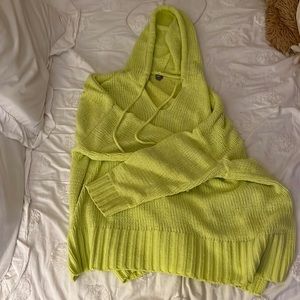 Knitted Hooded Sweater